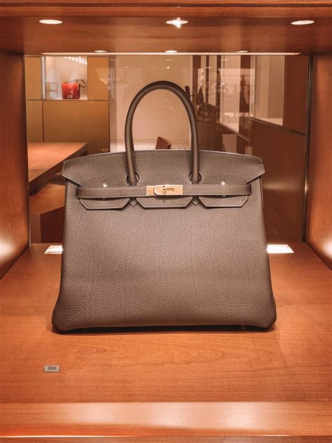 hermes handbags in paris.